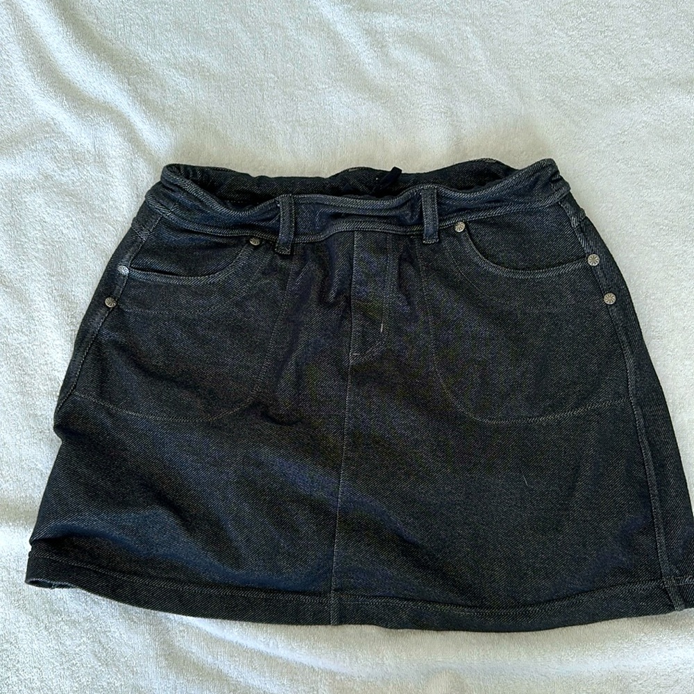 Athleta small size skort stretchable black denim like